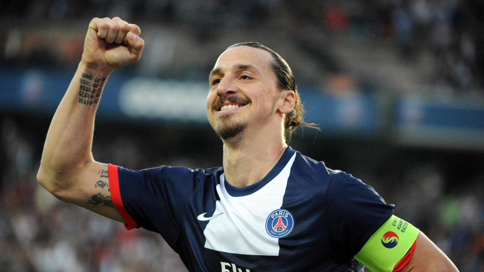 福特：全黑队的全能中场，推动比赛节奏的改变者，福特黑帅2020款价格